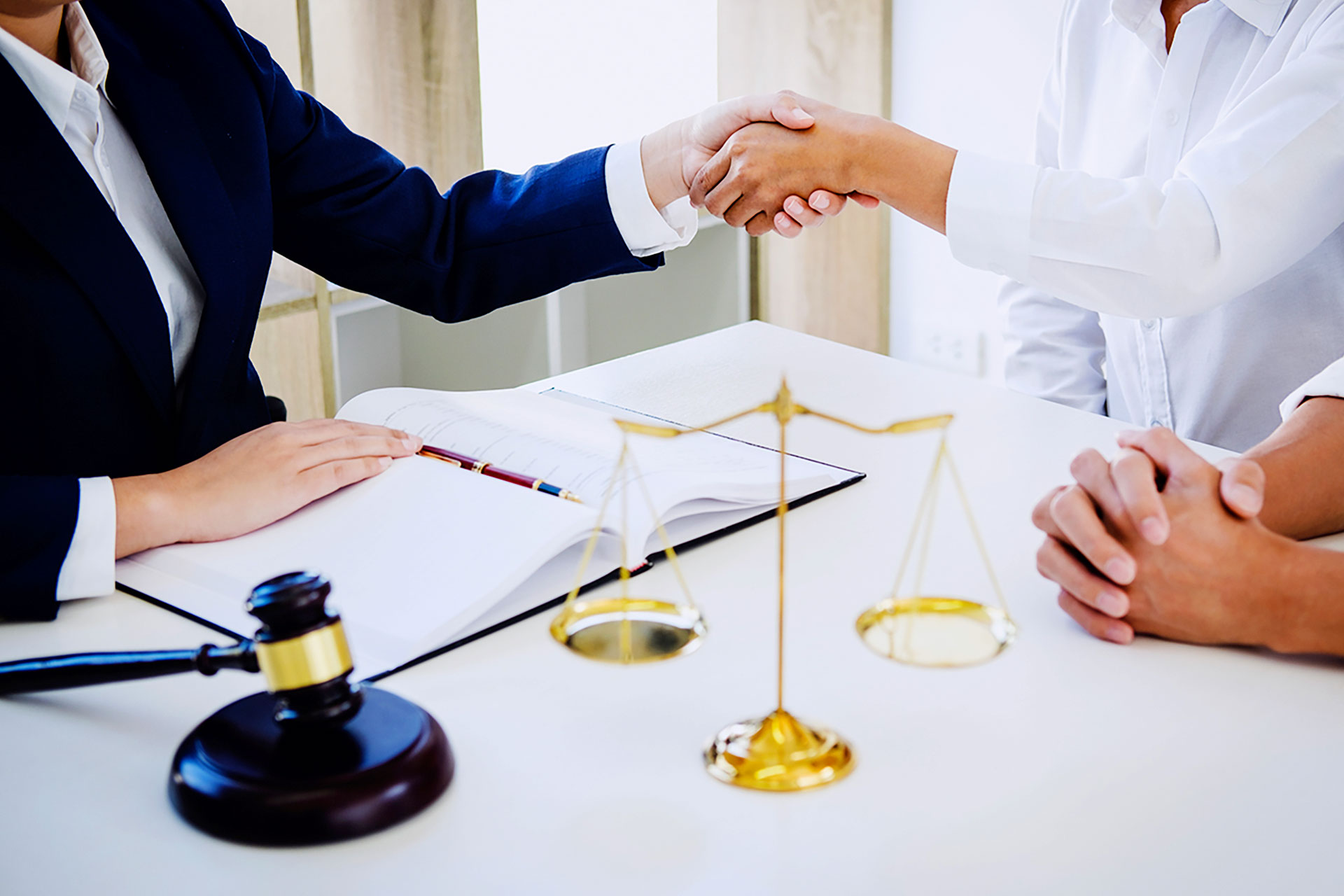 Especialización en Derecho de la Empresa y del Tributo