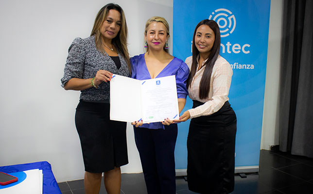 Consultorio Jurídico de la USTA Villavicencio recibe Certificación ICONTEC de Alta Calidad